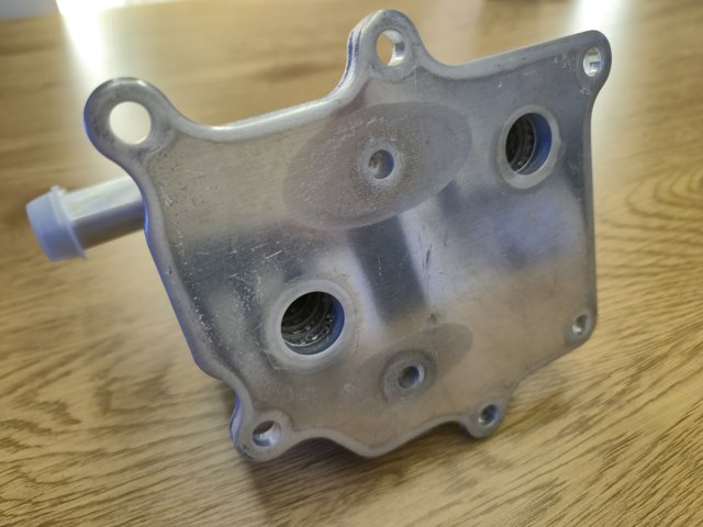  Mazda 7T4E6A642DA ціна, від 44.34 USD