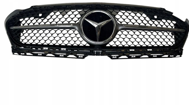 Облицювання радіатора Mercedes A1778888300 ціна, від 166.67 USD