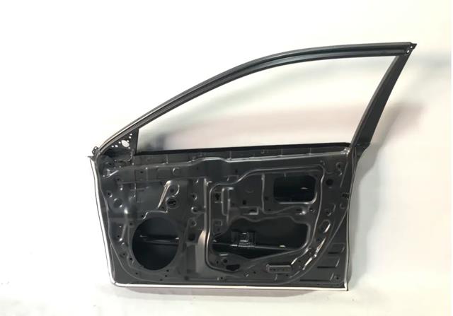 Дверка передня права Toyota 6700106220