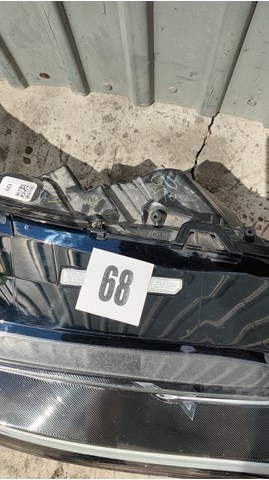 Основна фара - вставка Toyota 811100E580 ціна, від 988.21 USD