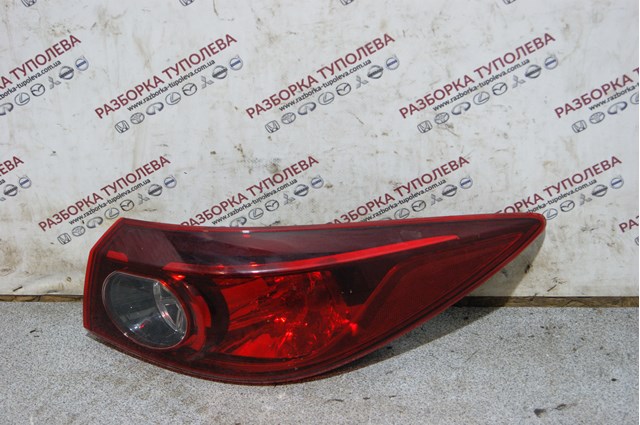 Ліхтар задній правий, зовнішній BHN151150B Mazda