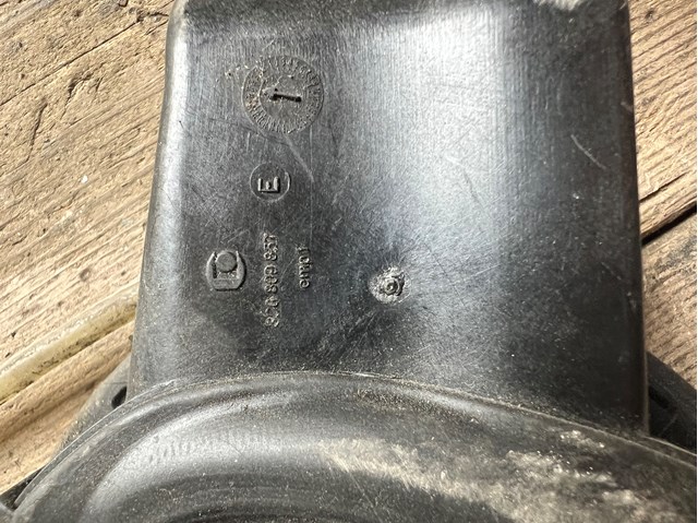  VAG 3C8809857
