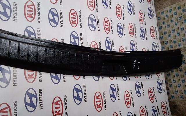  857702B000 Hyundai/Kia