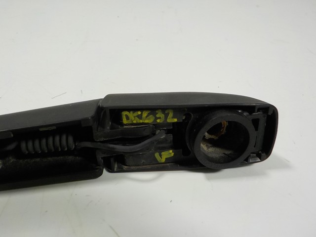 LR064429 Land Rover Важіль-поводок двірника заднього скла