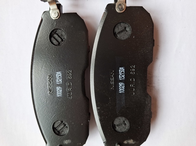 Купити AY040NS033 Nissan/Infiniti Колодки гальмівні передні, дискові