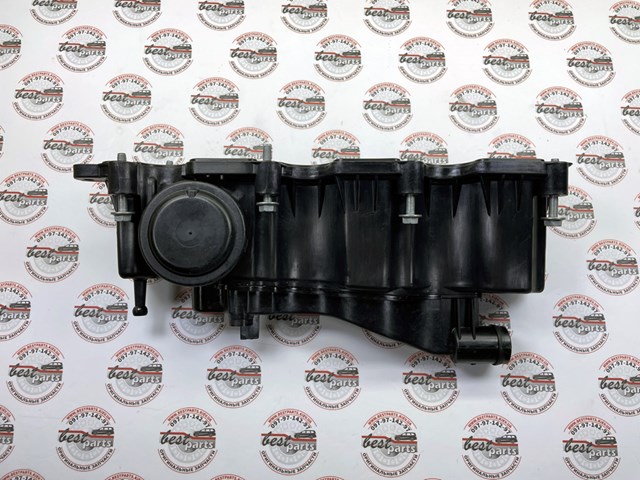 LR073793 Land Rover Кришка двигуна