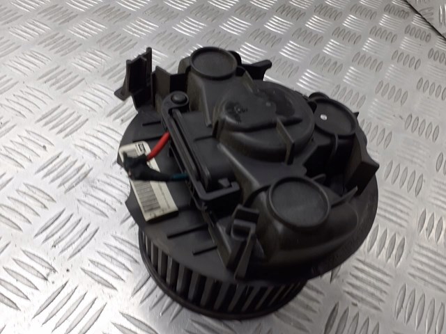 F667217D Nissan/Infiniti Електромотор пічки