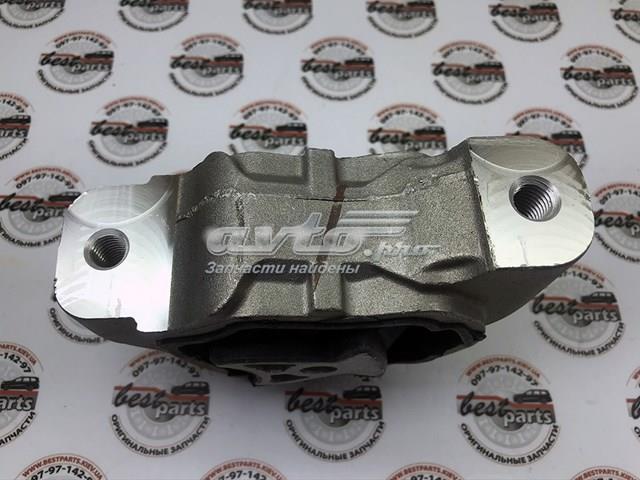 Купити LR032653 Land Rover 