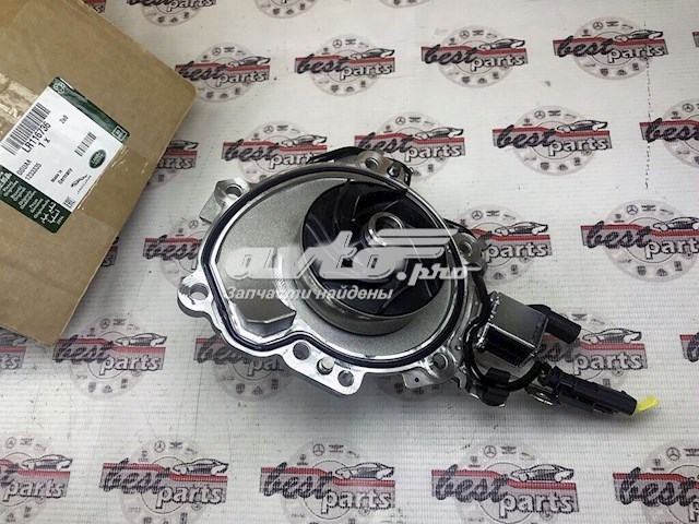 Помпа охолодження Land Rover LR116736 ціна, від 199.46 USD