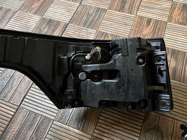 LR136858 Land Rover Задня ліва фара
