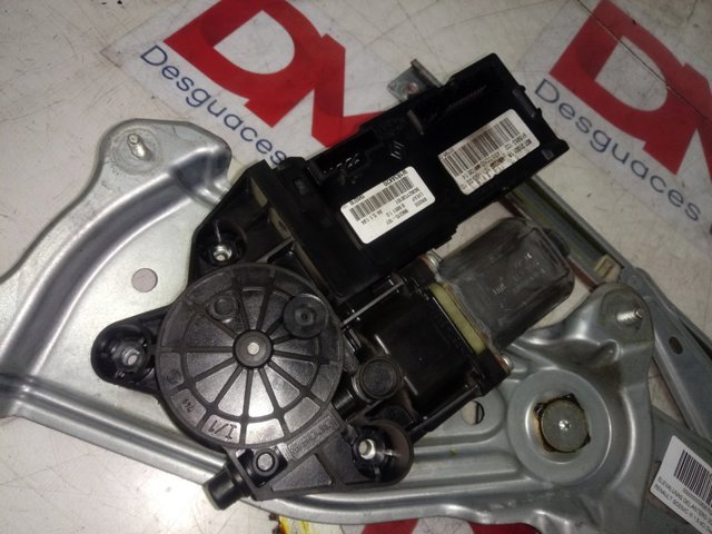  Renault (RVI) 807310011R ціна, від 28.18 USD