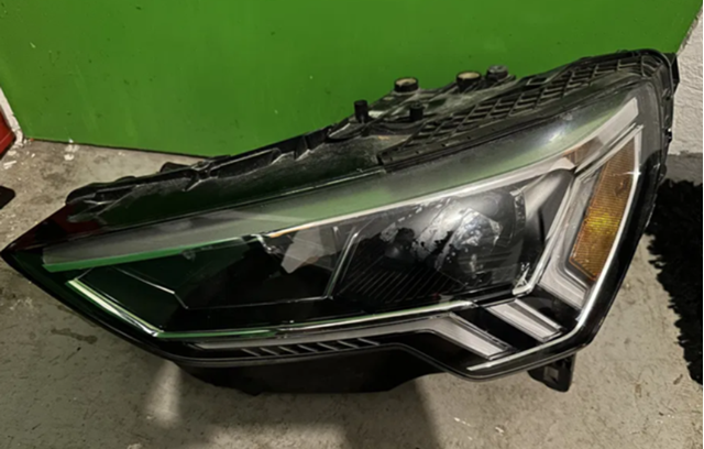  VAG 83A941033B ціна, від 747.51 USD