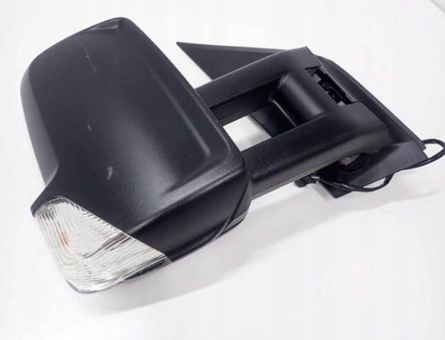 Дзеркало праве A9068103593 Mercedes