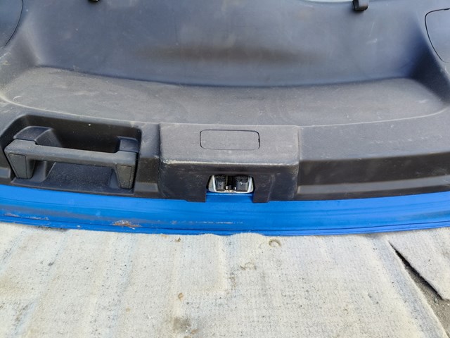 П'яті двері Mitsubishi 5801A731 ціна, від 97.53 USD