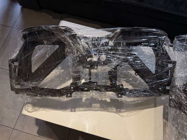 Кронштейн бампера переднього, центральний BMW 51745A722E5 ціна, від 232.26 USD