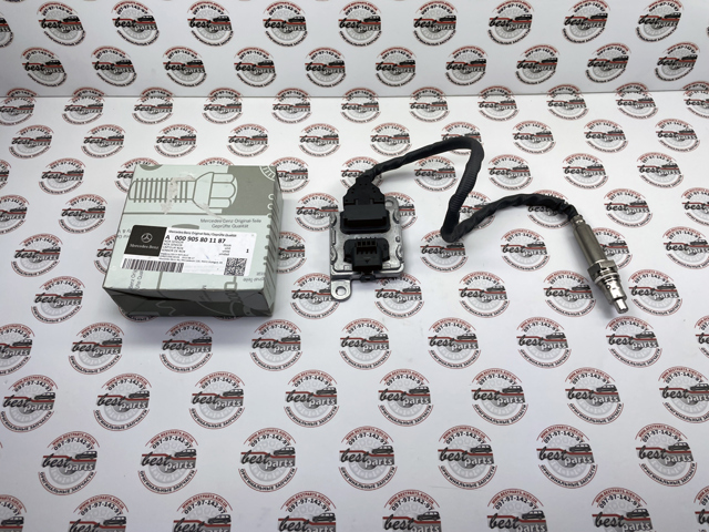 Купити A000905801187 Mercedes Датчик оксидів азоту NOX, передній