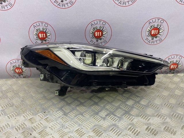 Фара права 260105NA1A Nissan/Infiniti