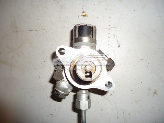 PE01203F0C Mazda 