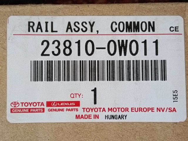 238100W011 Toyota Паливна рампа