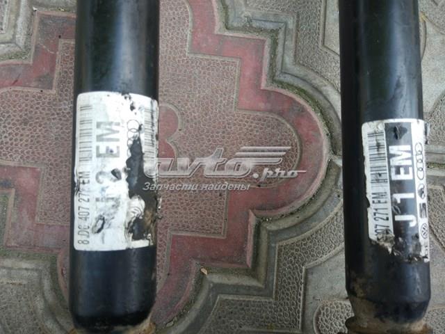 Купити 8D0407272EM VAG Піввісь права