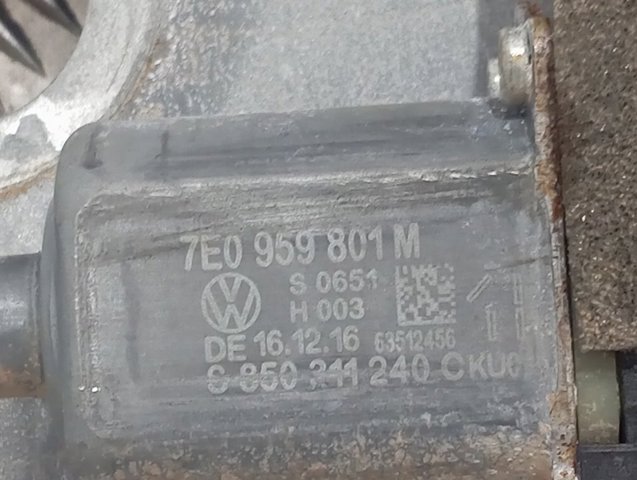Купити 7E0959801M VAG 