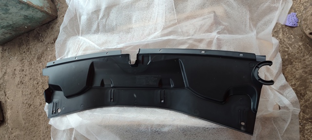 Купити A4478850236 Mercedes Кронштейн решітки радіатора