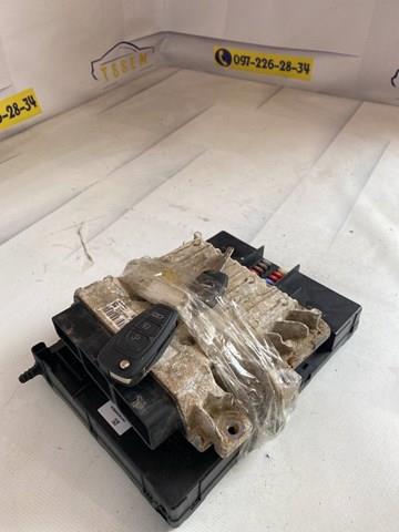 Купити BK2112A650AC Ford 