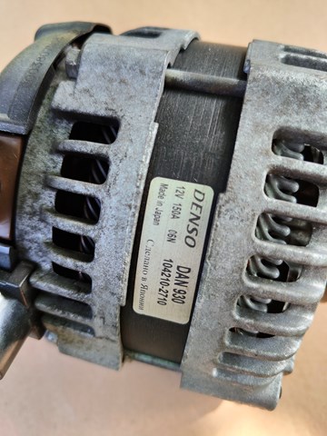 Генератор 1042102710 Denso