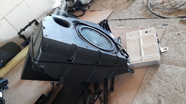 Сабвуфер 150715400D Tesla