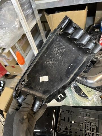 9814208980 Peugeot/Citroen Заглушка бампера буксирувального гака, передня ліва