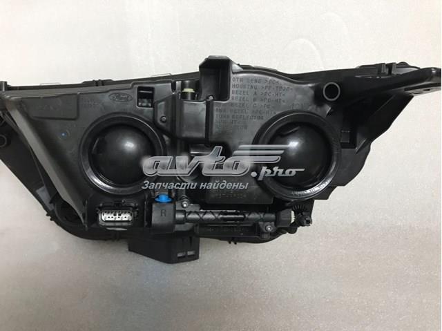 Фара передня права Ford 2090615 ціна, від 532.12 USD