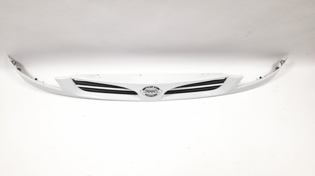 Купити 8200186288 Nissan/Infiniti Захисна решітка радіатора