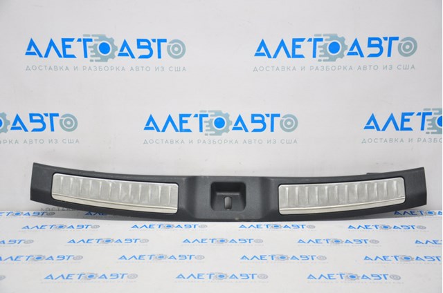849925NA0A Nissan/Infiniti Накладка перегородки