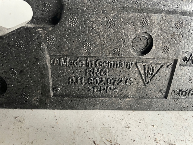 Наповнювач бампера заднього Porsche 9J1802972C ціна, від 88.66 USD