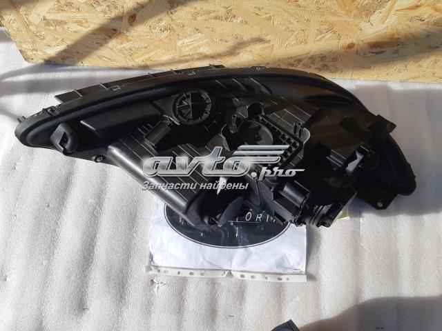 Фари Hyundai/Kia 921011U500 ціна, від 438.70 USD