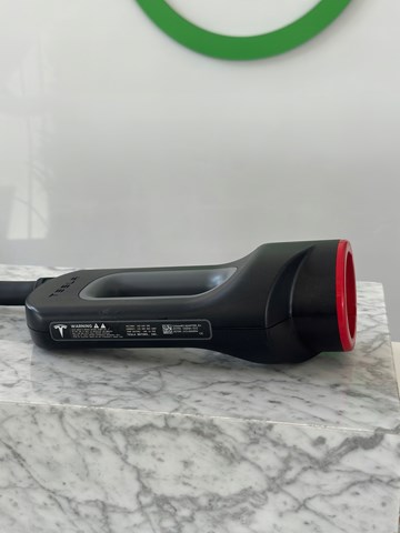  103639110D Tesla