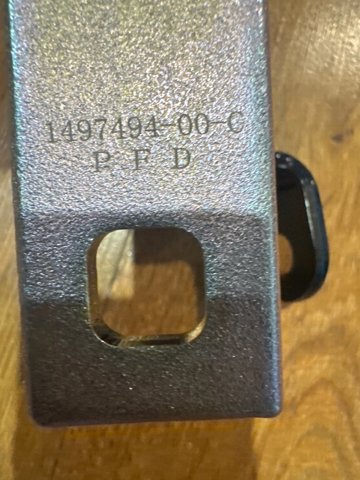 Петля задніх дверей, лівих Tesla 149749400C