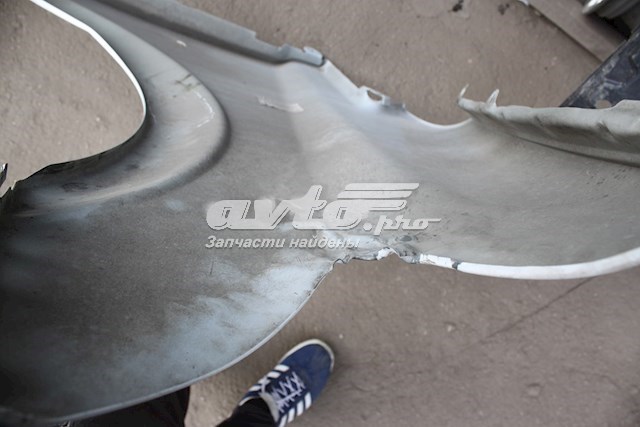Купити A6398800600 Mercedes Крило переднє ліве