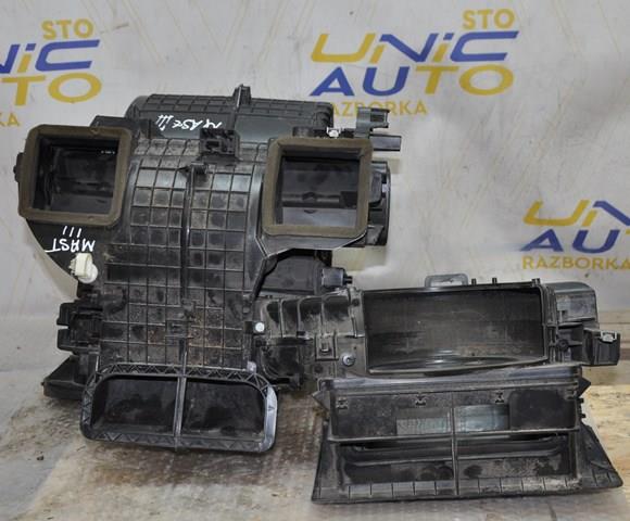  Renault (RVI) 271001925R ціна, від 56.37 USD