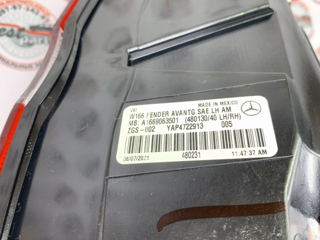 Купити A4639063501 Mercedes Повторювач повороту на крилі, лівий