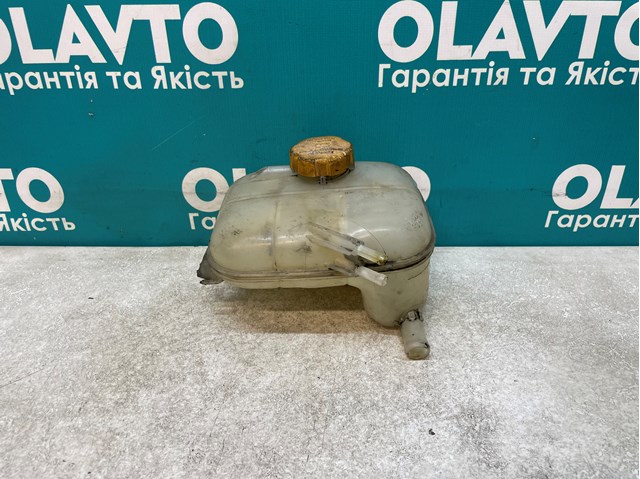 Бачок системи охолодження 24469940 Opel