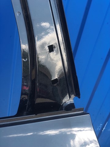 32321822 Volvo Двері пасажирськи задні ліві