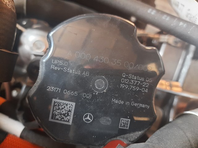 A0004303500 Mercedes Насос вакуумний