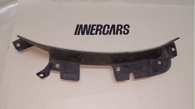  Підкрилок передній правий Audi Q3 