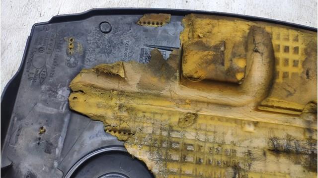 Купити 8200791916 Renault (RVI) Кришка двигуна декоративна