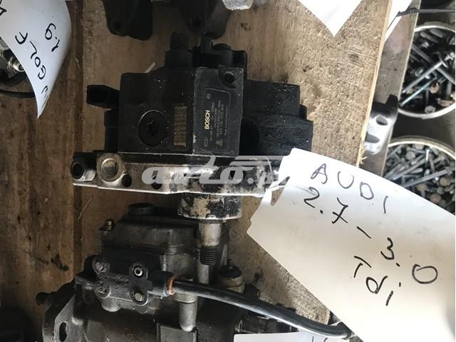 Паливний насос високого тиску 0445010090 Bosch