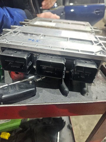 CV6A12B684DA Ford 