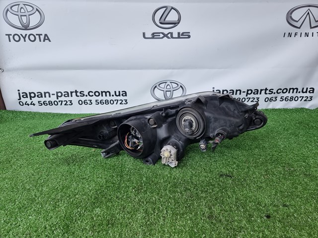 Фара дальнього світла в зборі Toyota 8115007121 ціна, від 286.67 USD