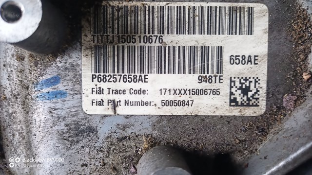  Chrysler 68257658AE