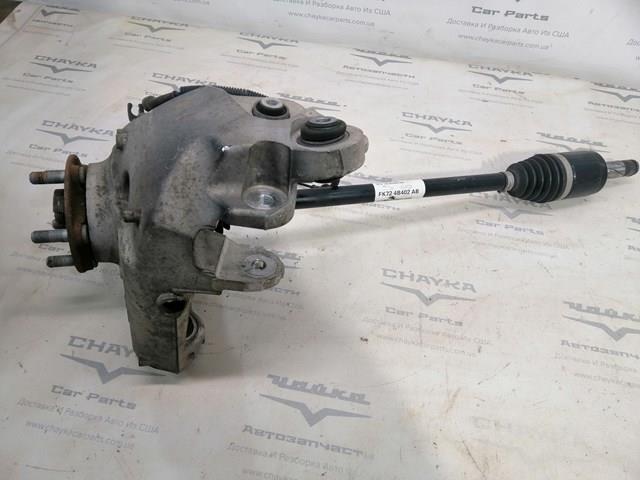Цапфа - поворотний кулак задній, лівий Land Rover LR076286